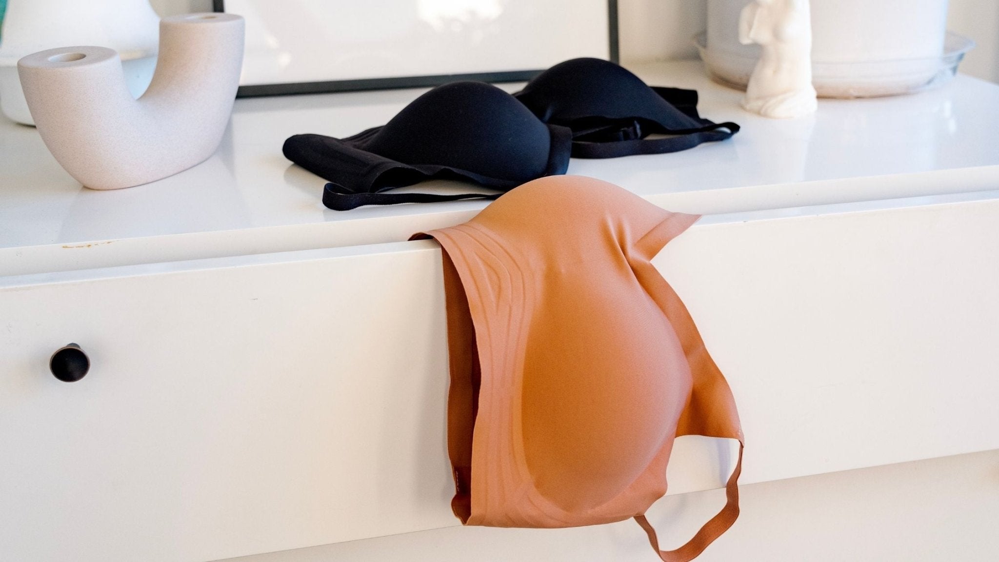 How do I know when to replace my bra?