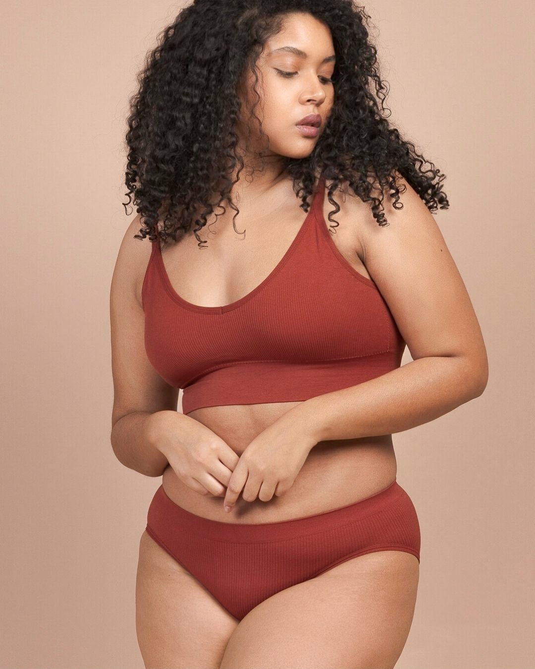 Seamless Pullover Bralette – Girl Intuitive